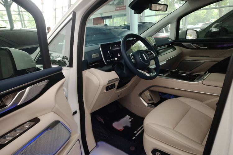 Used Wey Gaoshan 2023 Four-Wheel Drive Flagship Edition Interior 3