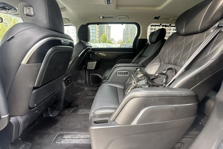 Used Wey Gaoshan 2023 Four-Wheel Drive Flagship Edition Interior 3