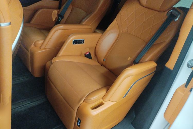 Used Wey Gaoshan 2023 Four-Wheel Drive Flagship Edition Interior 4