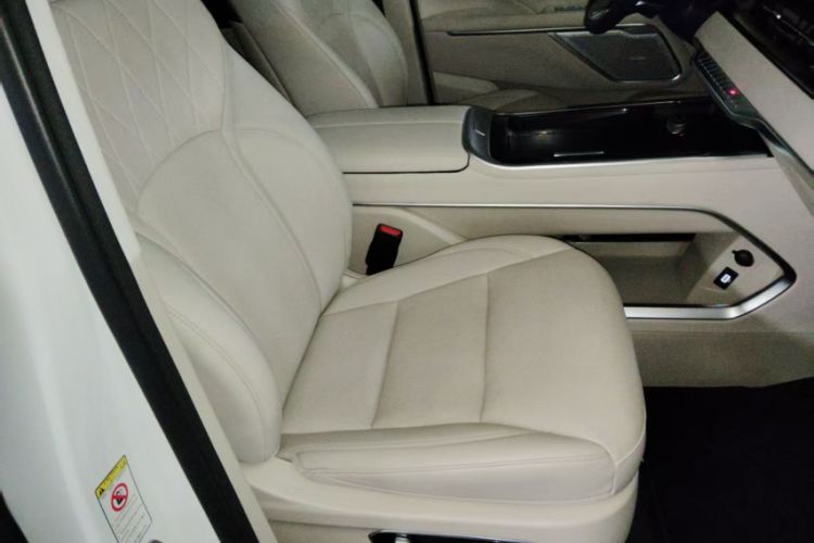 Used Wey Gaoshan 2023 Four-Wheel Drive Flagship Edition Interior 4