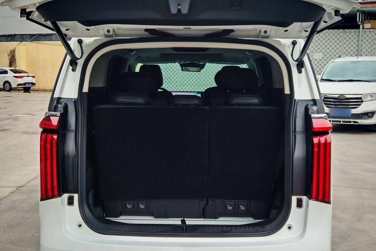 Used Wey Gaoshan 2023 Four-Wheel Drive Flagship Edition Interior 7