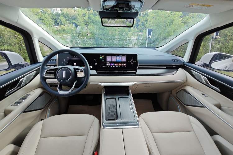 Used Wey Gaoshan 2023 Four-Wheel Drive Flagship Edition Interior 7