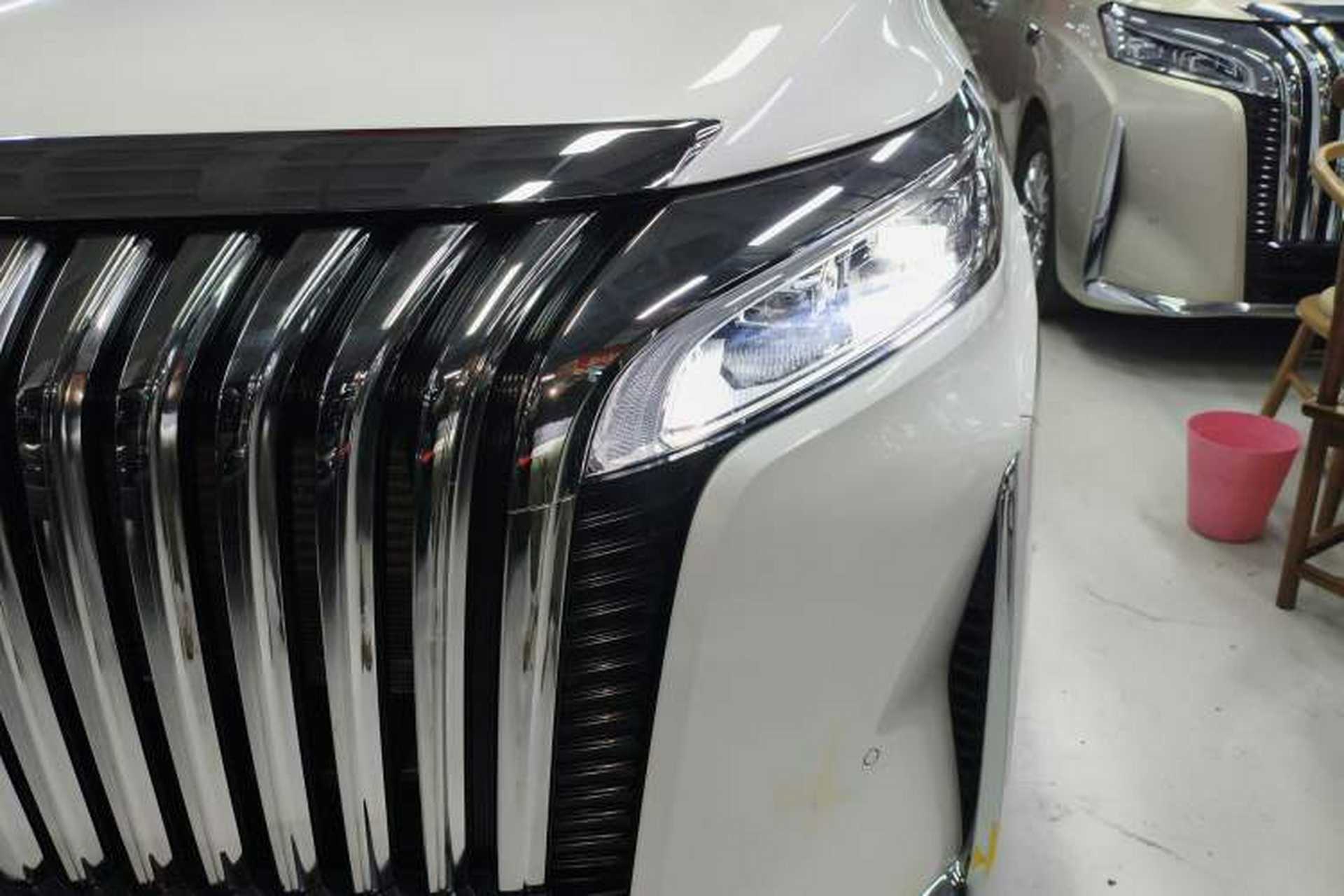 Used Wey Gaoshan 2023 Four-Wheel Drive Flagship Edition Left Front Headlight