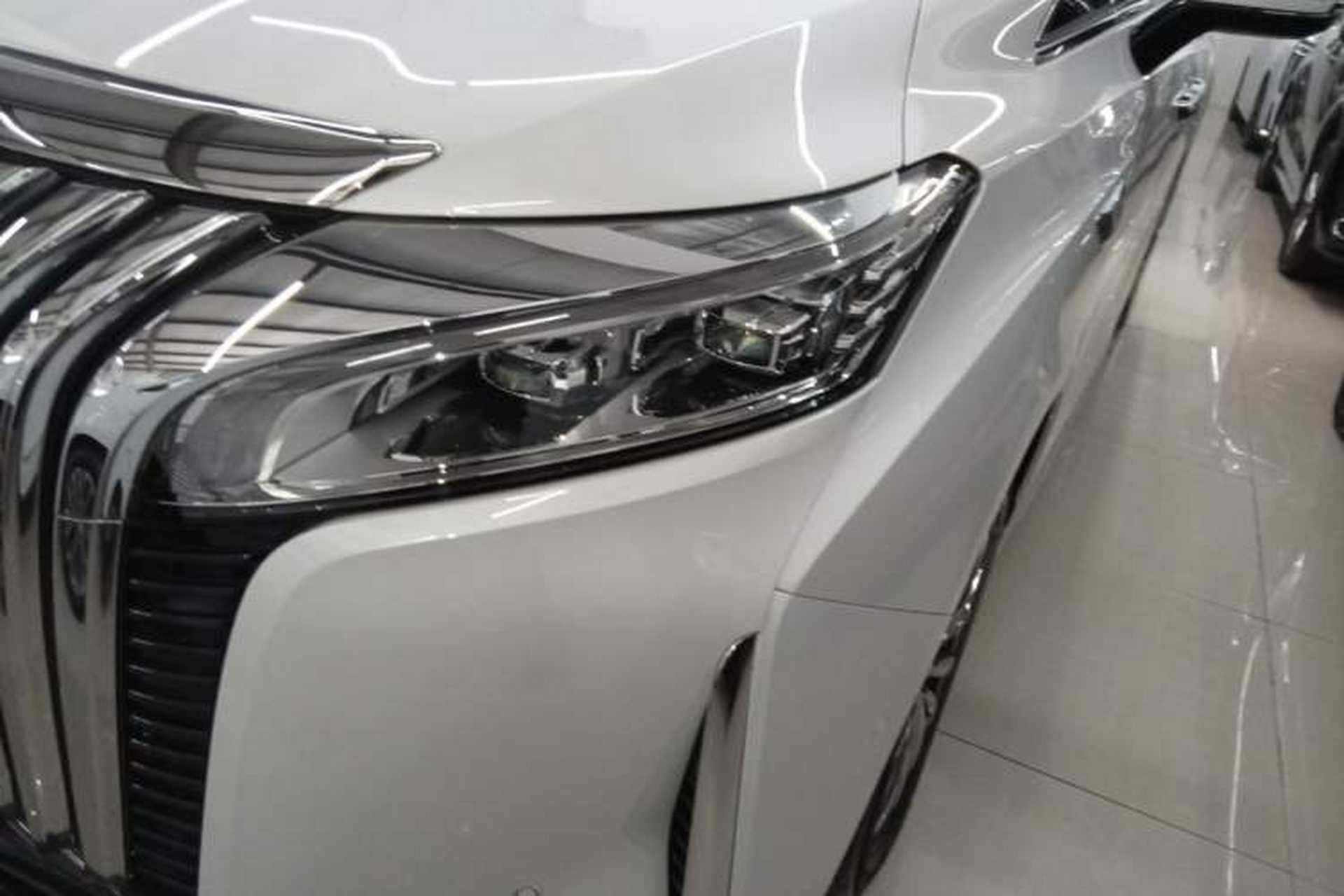 Used Wey Gaoshan 2023 Four-Wheel Drive Flagship Edition Left Front Headlight