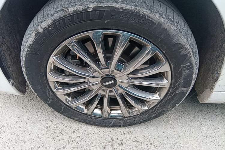 Used Wey Gaoshan 2023 Four-Wheel Drive Flagship Edition Left Front Wheel Hub