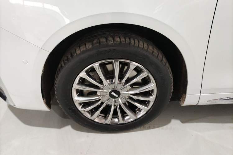 Used Wey Gaoshan 2023 Four-Wheel Drive Flagship Edition Left Front Wheel Hub