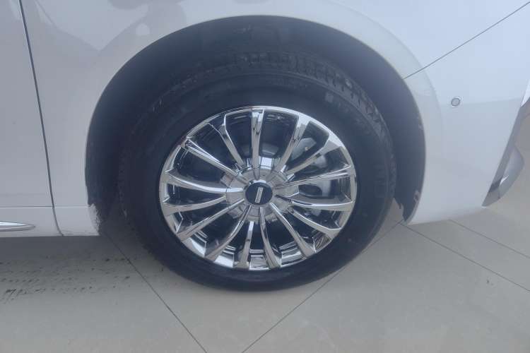 Used Wey Gaoshan 2023 Four-Wheel Drive Flagship Edition Left Front Wheel Hub