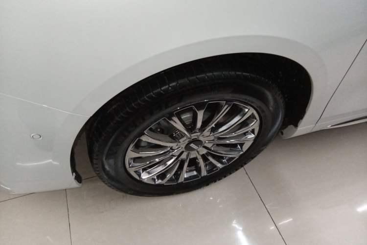 Used Wey Gaoshan 2023 Four-Wheel Drive Flagship Edition Left Front Wheel Hub