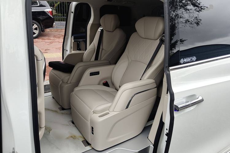 Used Wey Gaoshan 2023 Four-Wheel Drive Flagship Edition Left Rear Seat
