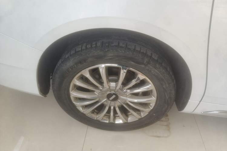 Used Wey Gaoshan 2023 Four-Wheel Drive Flagship Edition Right Rear Wheel Hub