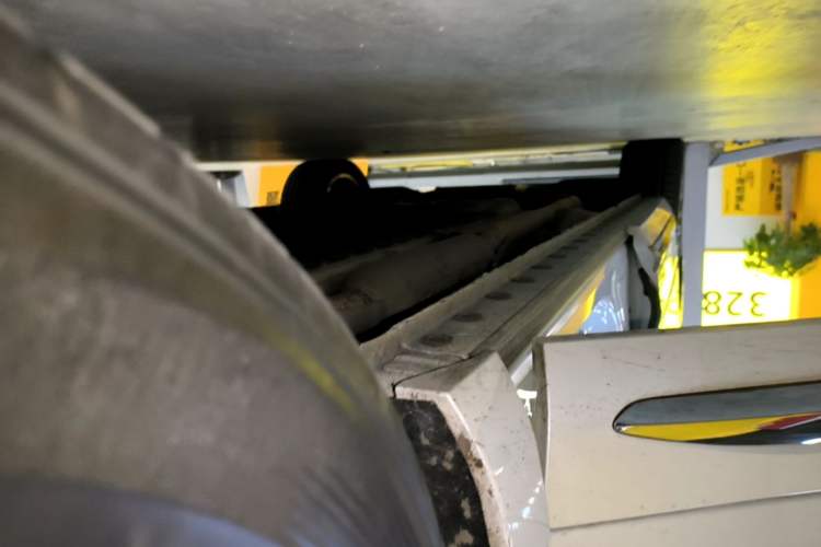 Used Wey Gaoshan 2023 Four-Wheel Drive Flagship Edition Right Side Sill