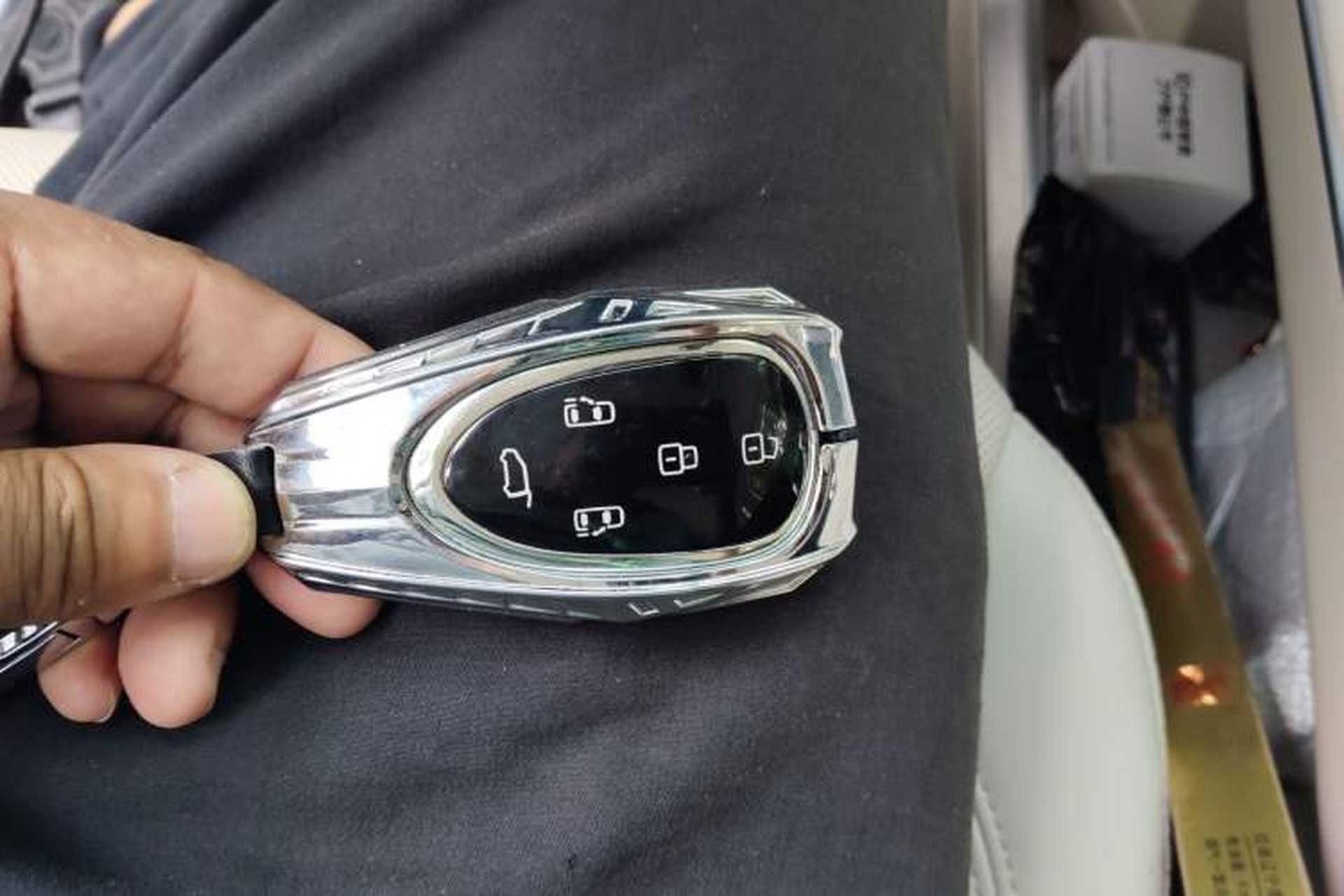 Used Wey Gaoshan 2023 Four-Wheel Drive Flagship Edition Vehicle Key