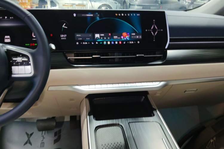 Used Wey Gaoshan 2023 Four-Wheel Drive Flagship Edition Audio And AC Panel