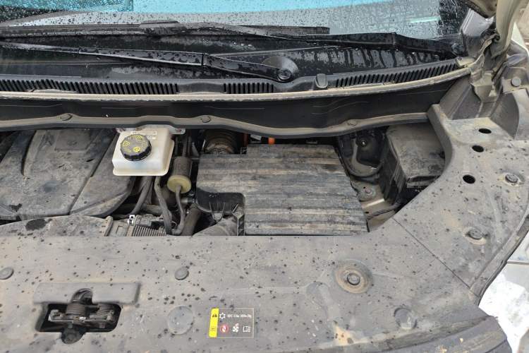 Used Wey Gaoshan 2023 Four-Wheel Drive Flagship Edition Engine Bay Left