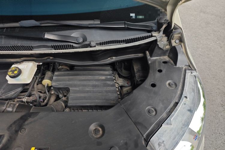 Used Wey Gaoshan 2023 Four-Wheel Drive Flagship Edition Engine Bay Left