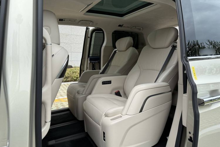 Used Wey Gaoshan 2023 Four-Wheel Drive Flagship Edition Interior 2