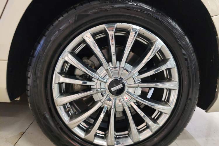 Used Wey Gaoshan 2023 Four-Wheel Drive Flagship Edition Right Rear Wheel Hub