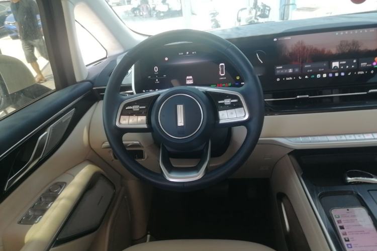 Used Wey Gaoshan 2023 Four-Wheel Drive Flagship Edition Steering Wheel