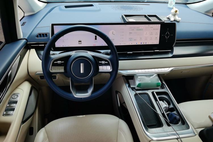 Used Wey Gaoshan 2023 Four-Wheel Drive Premium Edition Steering Wheel