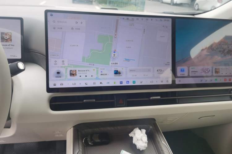 Used Wey Gaoshan 2025 Four-Wheel Drive Alpine 8 Audio And AC Panel
