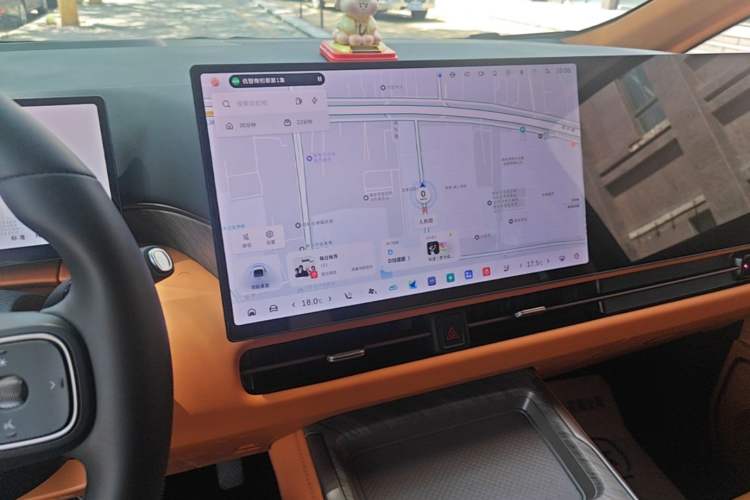 Used Wey Gaoshan 2025 Four-Wheel Drive Alpine 8 Audio And AC Panel