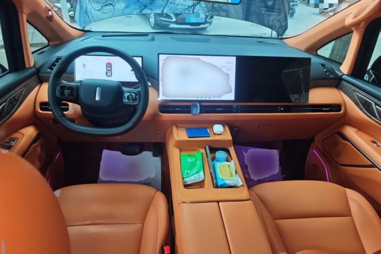 Used Wey Gaoshan 2025 Four-Wheel Drive Alpine 8 Center Console
