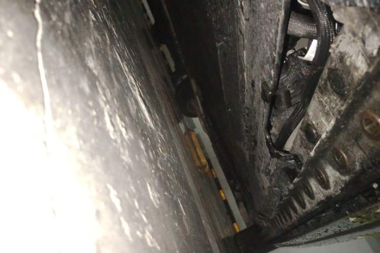 Used Wey Gaoshan 2025 Four-Wheel Drive Alpine 8 Chassis Front Left