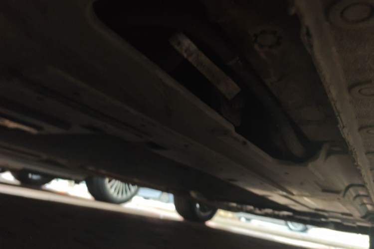 Used Wey Gaoshan 2025 Model Four-Wheel Drive Gao Shan 7 Chassis Front Left
