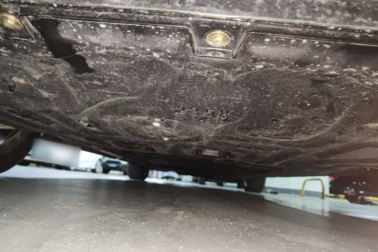 Used Wey Gaoshan 2025 Four-Wheel Drive Alpine 8 Chassis Front