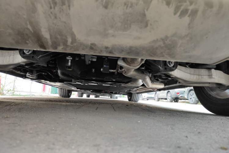 Used Wey Gaoshan 2025 Model Four-Wheel Drive Gao Shan 7 Chassis Rear