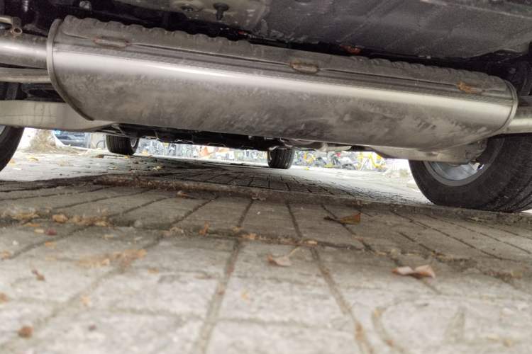 Used Wey Gaoshan 2025 Four-Wheel Drive Alpine 8 Chassis Rear