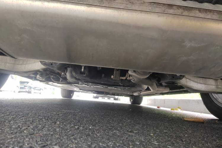 Used Wey Gaoshan 2025 Four-Wheel Drive Alpine 8 Chassis Rear