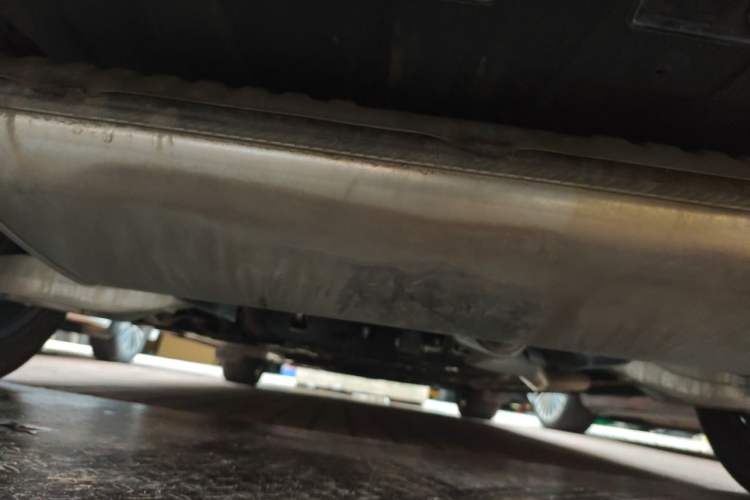 Used Wey Gaoshan 2025 Model Four-Wheel Drive Gao Shan 7 Chassis Rear