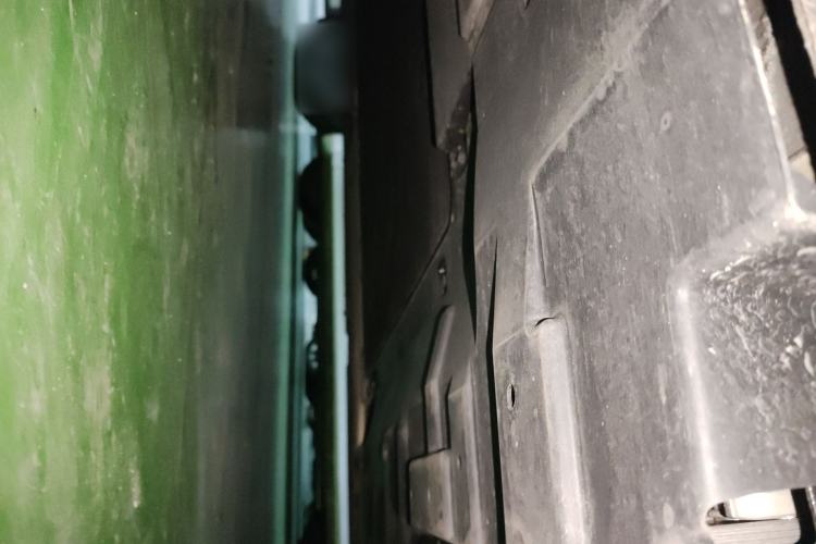 Used Wey Gaoshan 2025 Four-Wheel Drive Alpine 8 Chassis Rear Left