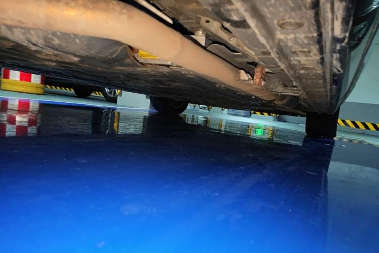 Used Wey Gaoshan 2025 Four-Wheel Drive Alpine 8 Chassis Rear Right