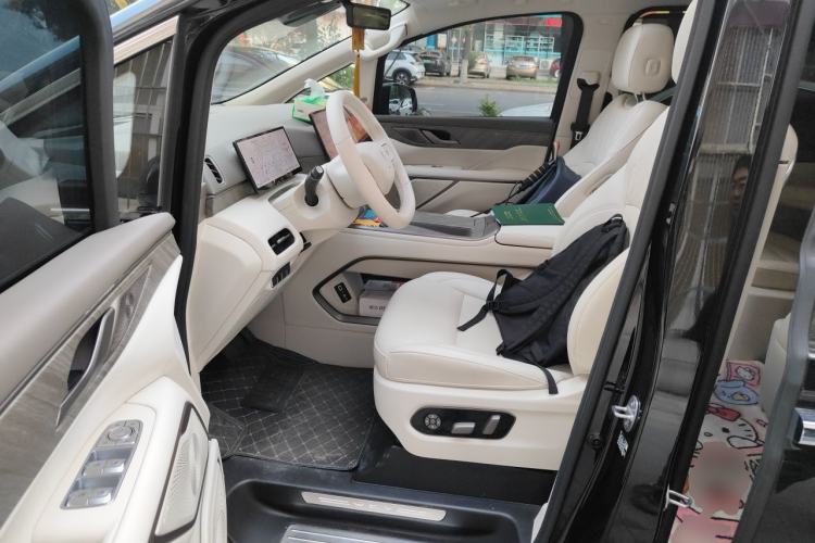 Used Wey Gaoshan 2025 Model Four-Wheel Drive Gao Shan 7 Driver Seat