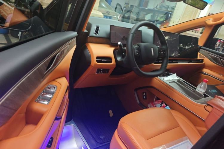 Used Wey Gaoshan 2025 Model Four-Wheel Drive Gao Shan 7 Driver Seat