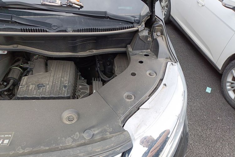 Used Wey Gaoshan 2025 Four-Wheel Drive Alpine 8 Engine Bay Left