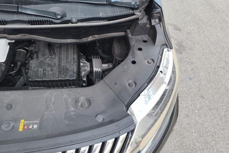 Used Wey Gaoshan 2025 Four-Wheel Drive Alpine 8 Engine Bay Left