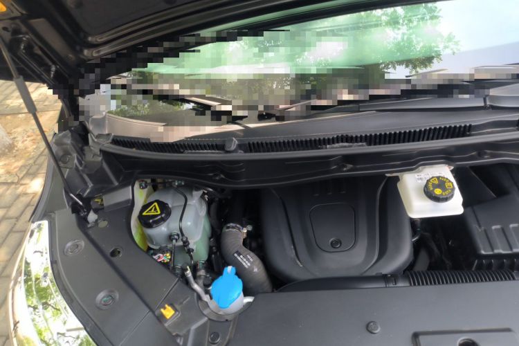 Used Wey Gaoshan 2025 Model Four-Wheel Drive Gao Shan 7 Engine Bay Right