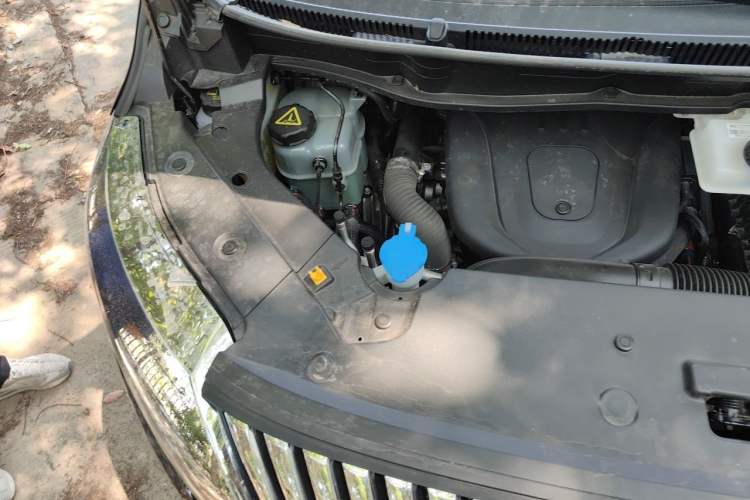 Used Wey Gaoshan 2025 Four-Wheel Drive Alpine 9 Engine Bay Right