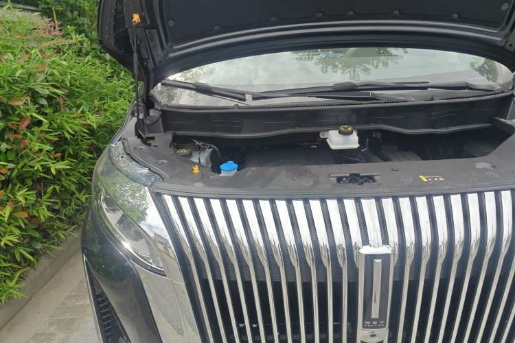 Used Wey Gaoshan 2025 Four-Wheel Drive Alpine 8 Engine Bay Right