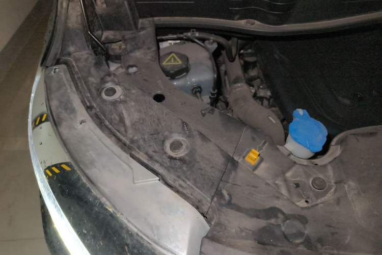 Used Wey Gaoshan 2025 Four-Wheel Drive Alpine 8 Engine Bay Right