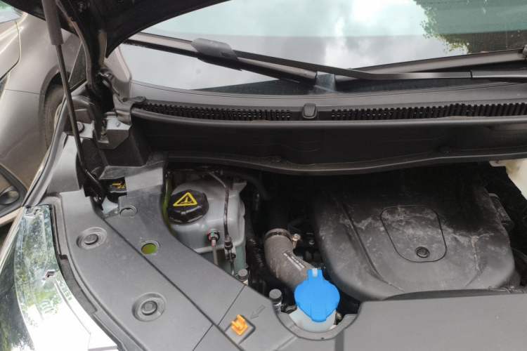 Used Wey Gaoshan 2025 Four-Wheel Drive Alpine 8 Engine Bay Right