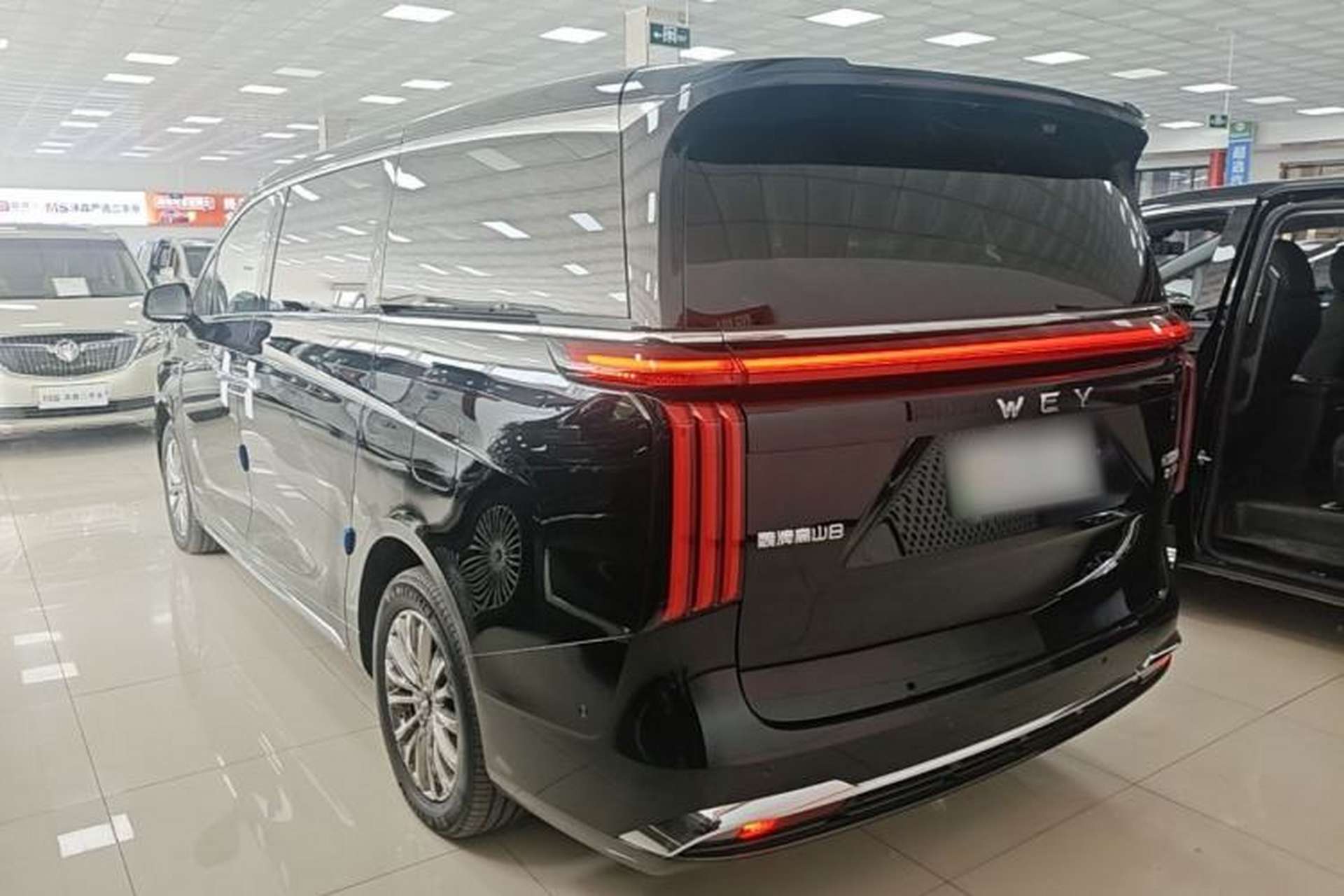 Used Wey Gaoshan 2025 Four-Wheel Drive Alpine 8 Exterior 2