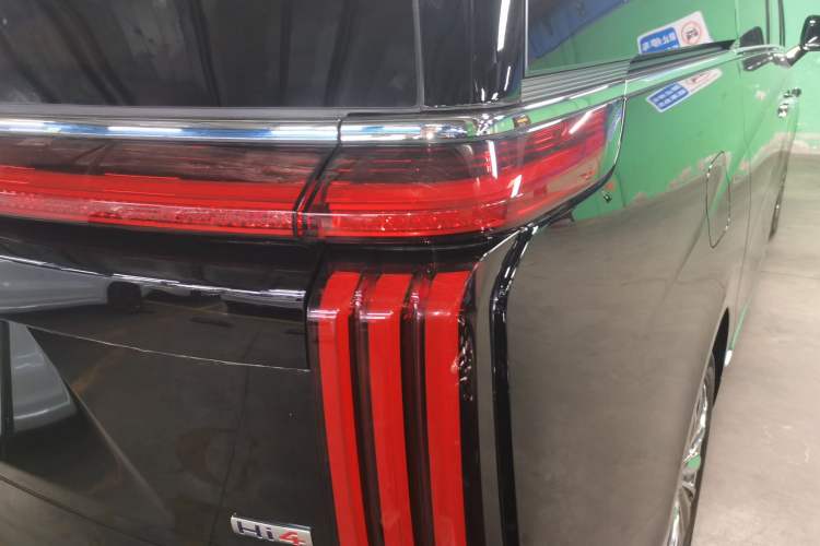 Used Wey Gaoshan 2025 Four-Wheel Drive Alpine 9 Exterior 3