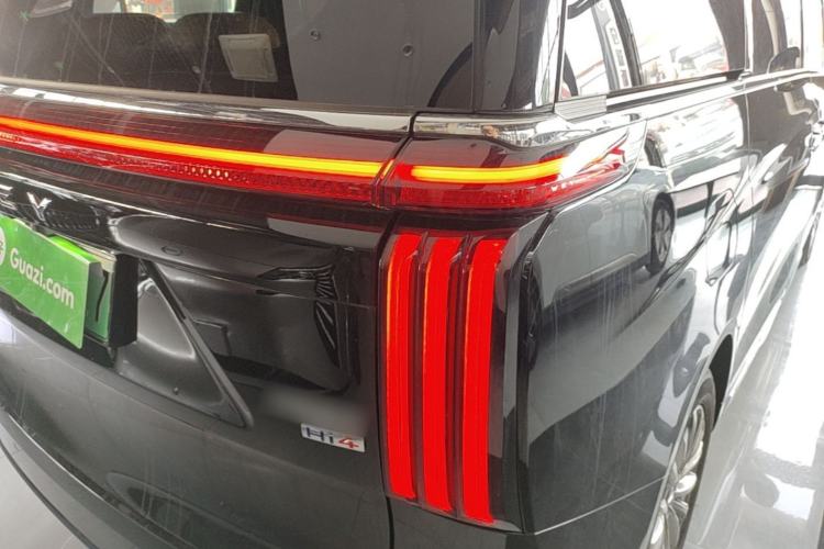 Used Wey Gaoshan 2025 Model Four-Wheel Drive Gao Shan 7 Exterior 3