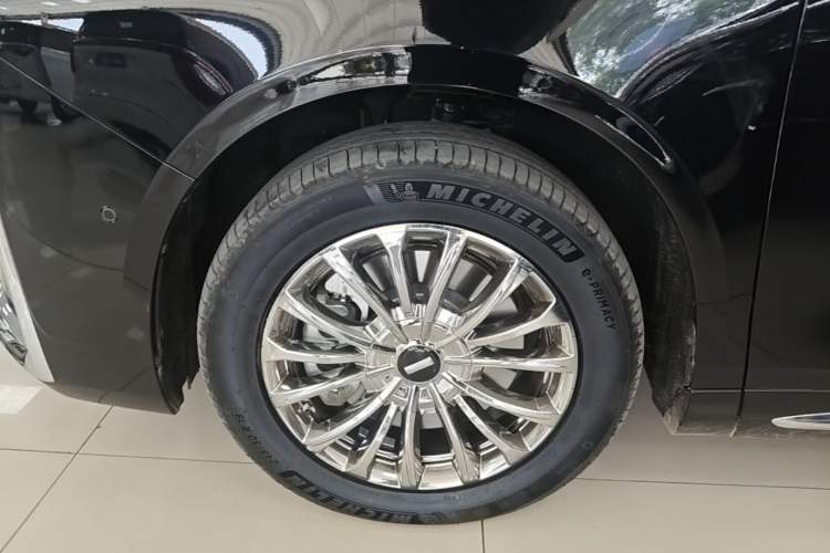 Used Wey Gaoshan 2025 Four-Wheel Drive Alpine 8 Exterior 4