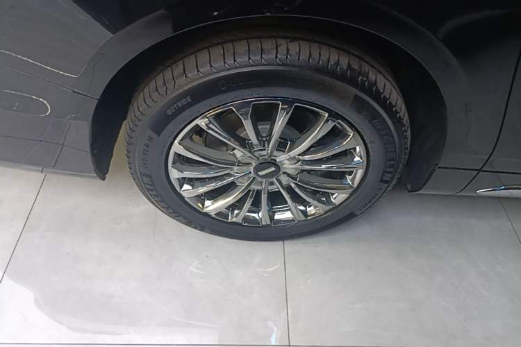 Used Wey Gaoshan 2025 Four-Wheel Drive Alpine 8 Exterior 5