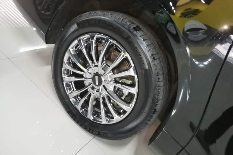 Used Wey Gaoshan 2025 Four-Wheel Drive Alpine 8 Exterior 5